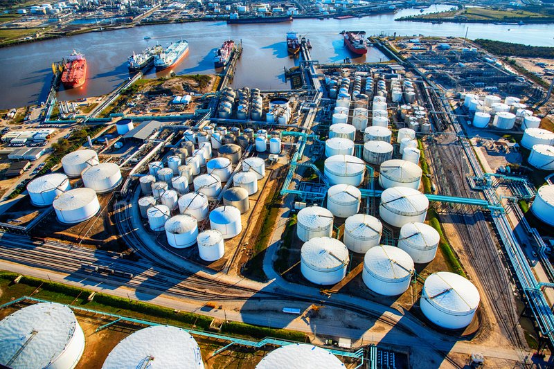 oil-refinery.jpg